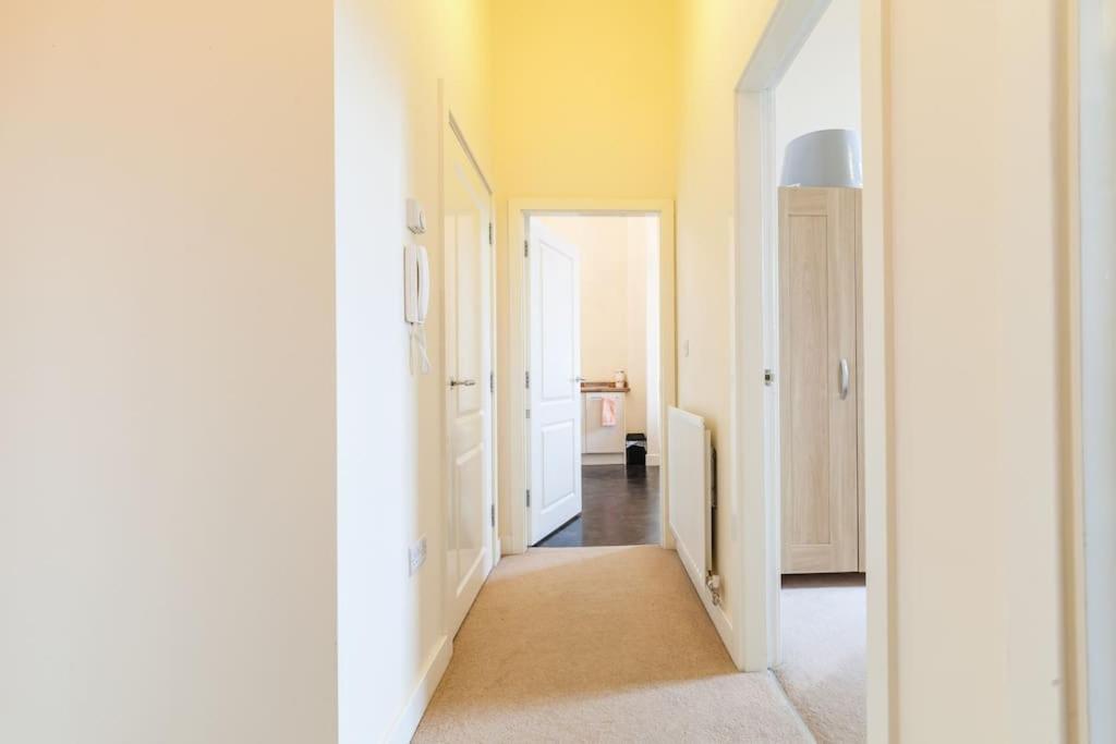 Fusilier Apartment Wrexham City Buitenkant foto