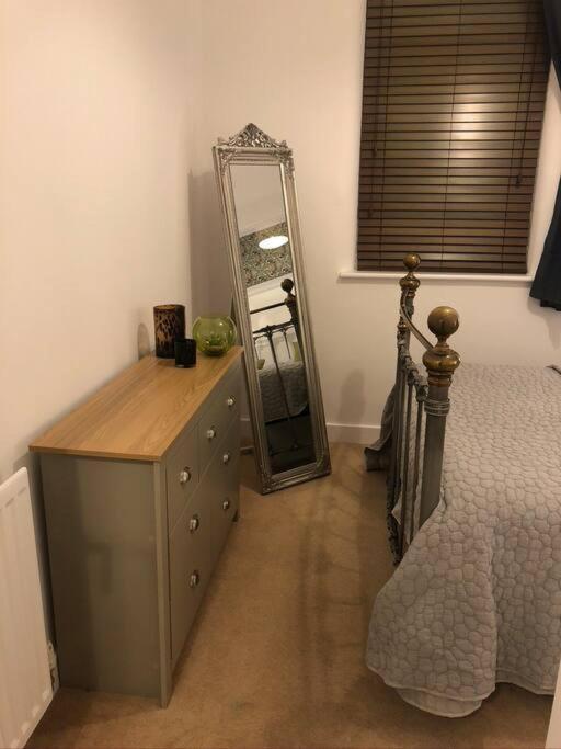 Fusilier Apartment Wrexham City Buitenkant foto