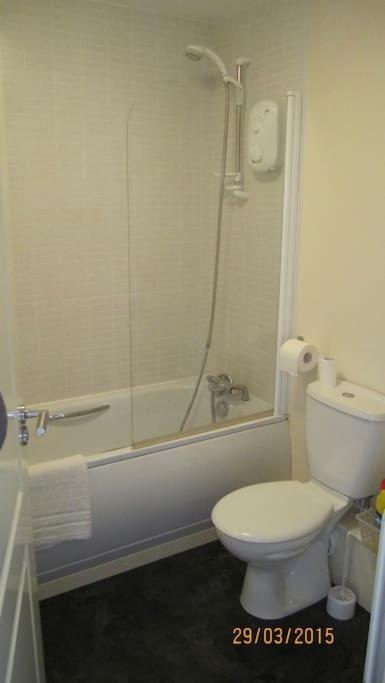 Fusilier Apartment Wrexham City Buitenkant foto